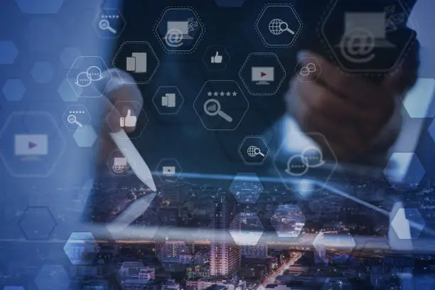 Dynamic Image Personalization in Multi-Channel Campaigns